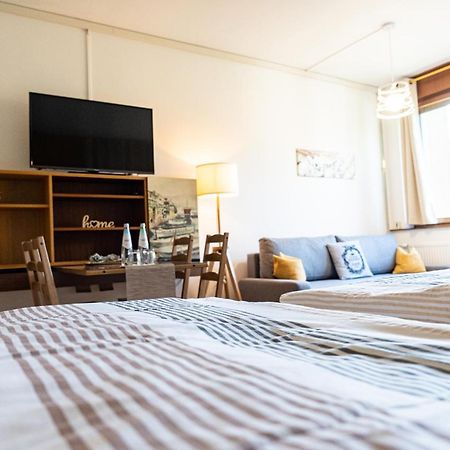 Flow Apartments Winkel Atelier Merano Esterno foto