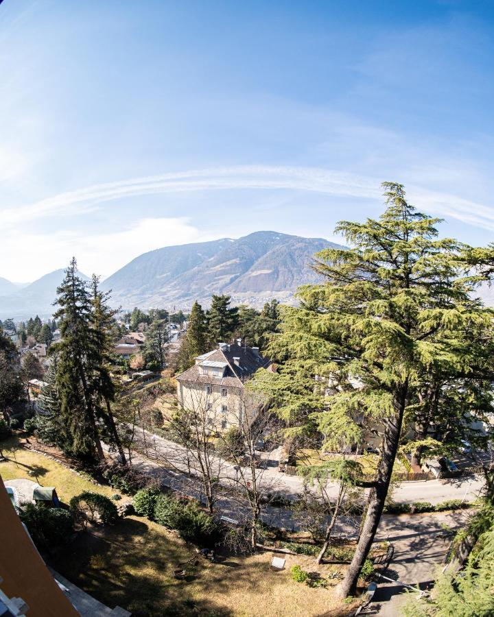 Flow Apartments Winkel Atelier Merano Esterno foto