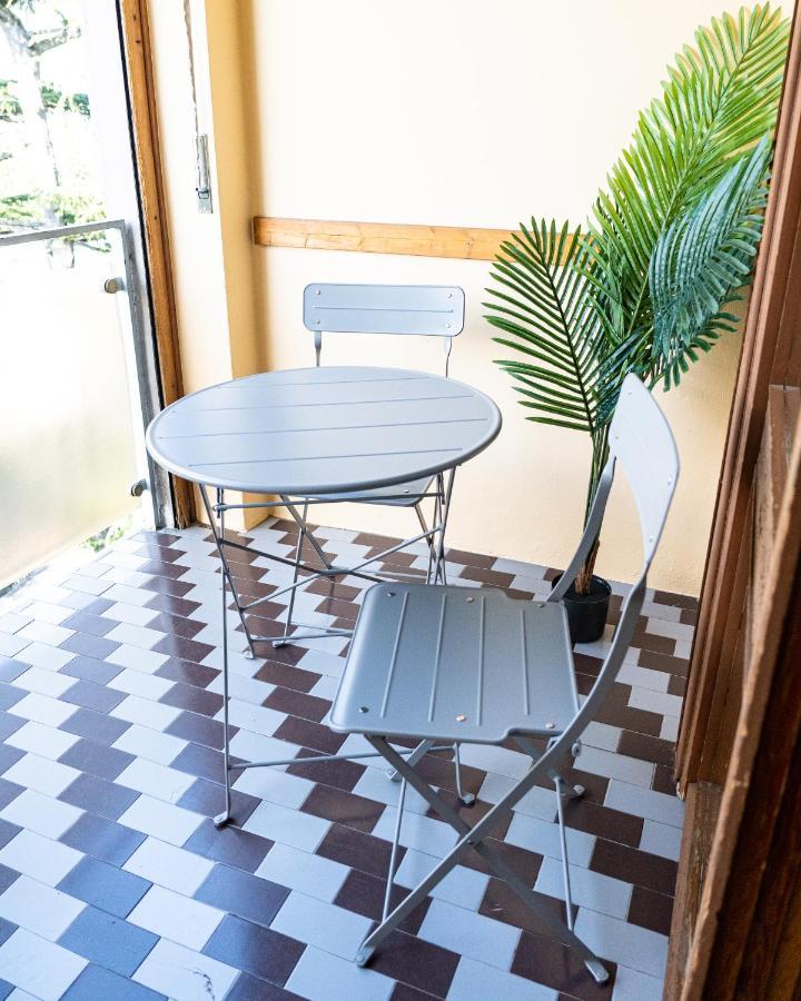 Flow Apartments Winkel Atelier Merano Esterno foto