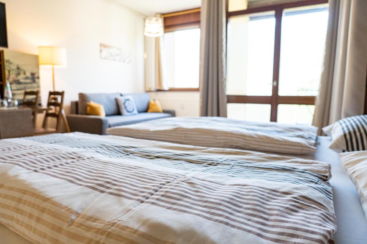 Flow Apartments Winkel Atelier Merano Esterno foto