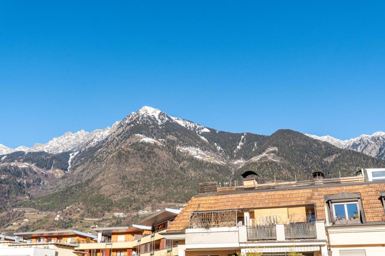 Flow Apartments Winkel Atelier Merano Esterno foto